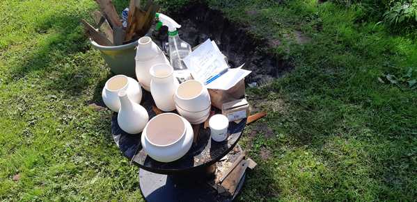 Pottery for pit firing